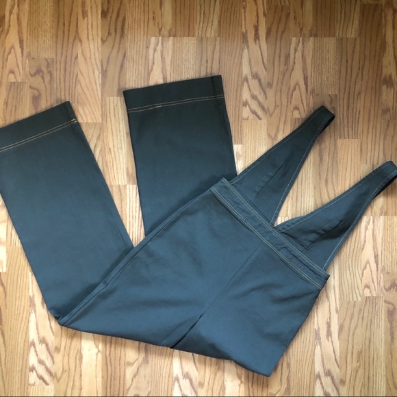 ⭐️ BRAND NEW | FOREVER21 70s Pinafore Jumpsuit ⭐️ - Picture 5 of 6